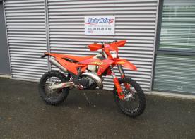 KTM 250 EXC SIX DAYS 2025 74h à partir de 168e/mois*